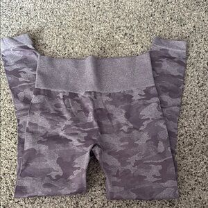 Women’s Camo Print Leggings